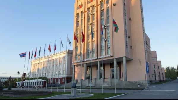 Более 400 государственных и муниципальных служащих пройдут повышение квалификации в АлтГУ этой осенью Более 400 государственных и муниципальных служащих пройдут повышение квалификации в АлтГУ этой осенью
