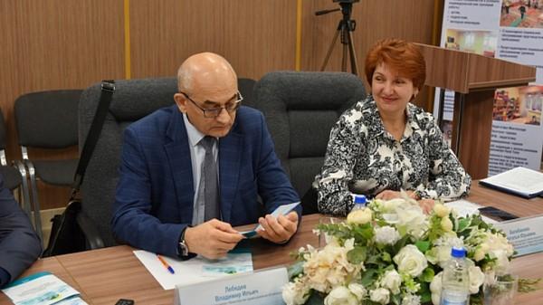 Проблемы незрячих обсудили в Барнауле Проблемы незрячих обсудили в Барнауле