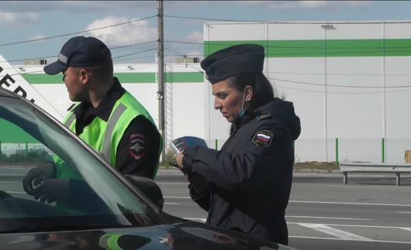 В Барнауле злостный нарушитель ПДД оплатил штрафы на 156 тыс. рублей после ареста BMW X3 В Барнауле злостный нарушитель ПДД оплатил штрафы на 156 тыс. рублей после ареста BMW X3