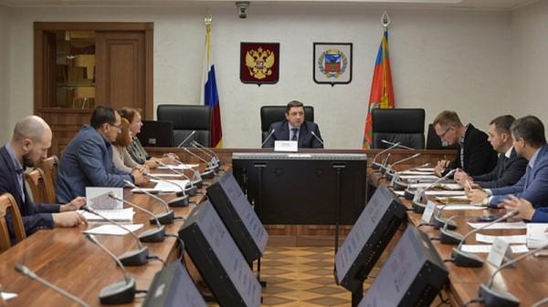 Алтайские депутаты изучат предложения городов по улучшению законодательства в сфере ветхого и аварийного жилья Алтайские депутаты изучат предложения городов по улучшению законодательства в сфере ветхого и аварийного жилья
