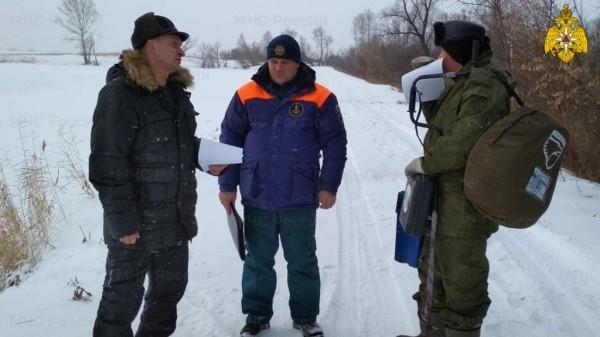 В Алтайском крае мужчина провалился под лед и утонул В Алтайском крае мужчина провалился под лед и утонул