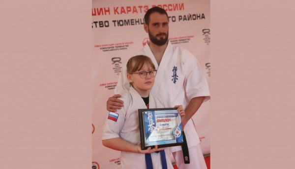 Юная спортсменка из Алтайского края стала чемпионкой России по каратэ Юная спортсменка из Алтайского края стала чемпионкой России по каратэ