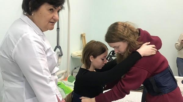 Корреспондент &laquo;Алтайской правды&raquo; попробовала себя в роли медика