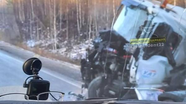 В районе Залесово произошло жесткое ДТП с автобусом