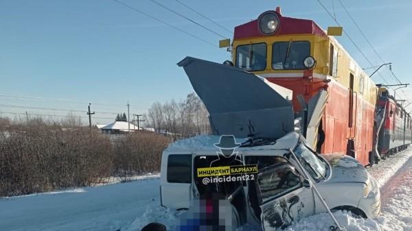 Учительница из Тальменского района, которая везла учеников домой и попала под поезд, получила 5,5 лет колонии
