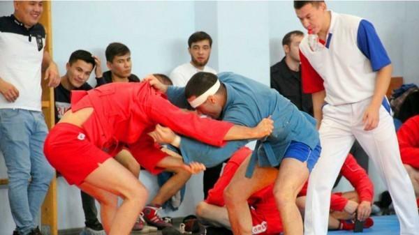 Как в Алтайском крае отметили Всероссийский день самбо Как в Алтайском крае отметили Всероссийский день самбо