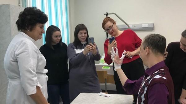 Журналист &laquo;АП&raquo; осваивала правила оказания первой помощи раненым в ДТП