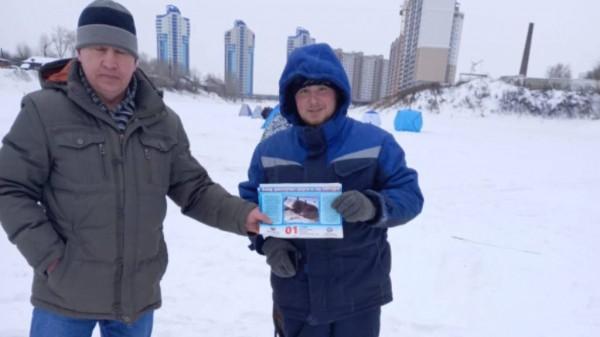 Акция «Безопасный лёд» продолжается в Барнауле Акция «Безопасный лёд» продолжается в Барнауле