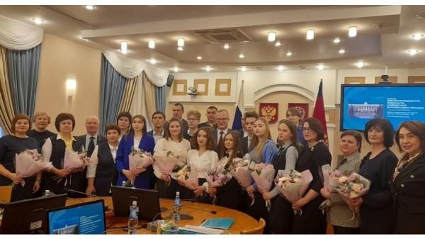 Заместитель председателя Правительства Алтайского края встретился с призерами чемпионата &laquo;Молодые профессионалы&raquo;