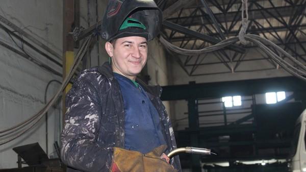 На рубцовском заводе впервые выпустили болотоход без использования импортных комплектующих На рубцовском заводе впервые выпустили болотоход без использования импортных комплектующих