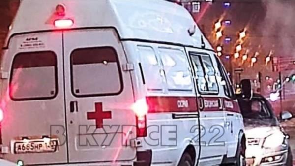 Барнаульцы не дали замерзнуть бездомному человеку Барнаульцы не дали замерзнуть бездомному человеку