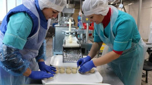 Секрет вкусного пельменя: в Заринске на треть увеличил выпуск полуфабрикатов Секрет вкусного пельменя: в Заринске на треть увеличил выпуск полуфабрикатов