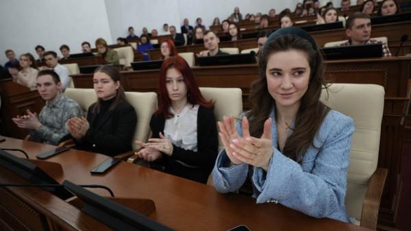 В Парламентском центре прошел IX Конвент лидеров студенческого самоуправления Алтая