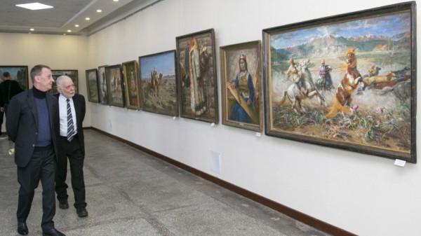 В Барнауле проходит персональная выставка народного художника России Михаила Будкеева В Барнауле проходит персональная выставка народного художника России Михаила Будкеева