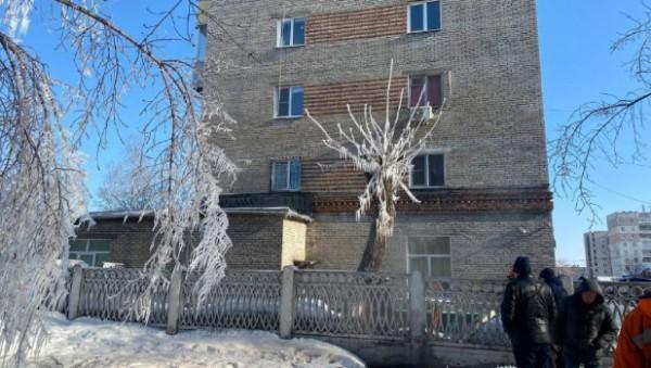 В дома вернули отопление, отключенное из-за «коммунального фонтана» в Барнауле В дома вернули отопление, отключенное из-за «коммунального фонтана» в Барнауле