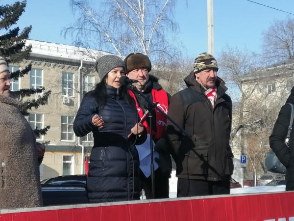 Коммунальное хамство. Как в Барнауле прошел митинг против повышения тарифов ЖКХ и что требовали его участники Коммунальное хамство. Как в Барнауле прошел митинг против повышения тарифов ЖКХ и что требовали его участники