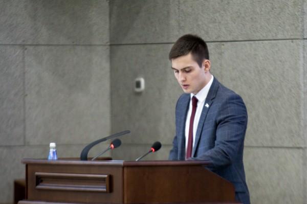«Не Брюс Всемогущий». О чем говорил глава Барнаула в отчете и как на это реагировали депутаты «Не Брюс Всемогущий». О чем говорил глава Барнаула в отчете и как на это реагировали депутаты
