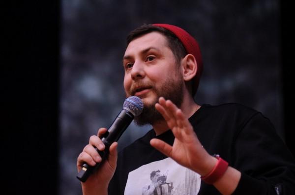Проспать всю жизнь. В алтайском театре драмы грядет премьера «Авиатор» — фоторепортаж altapress.ru Проспать всю жизнь. В алтайском театре драмы грядет премьера «Авиатор» — фоторепортаж altapress.ru