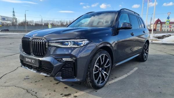 Арктический красавец. BMW X7 в&nbsp;редком окрасе продают за&nbsp;14 млн рублей