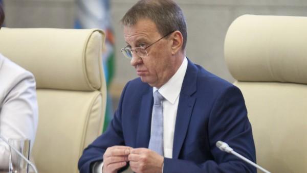 «Не Брюс Всемогущий». О чем говорил глава Барнаула в отчете и как на это реагировали депутаты «Не Брюс Всемогущий». О чем говорил глава Барнаула в отчете и как на это реагировали депутаты