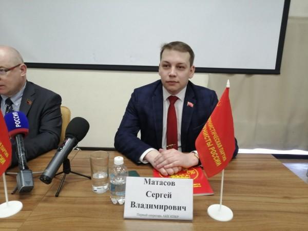 Устроили скандал. Алтайские комроссы рассказали о&nbsp;кандидате на&nbsp;выборы губернатора края и&nbsp;расколе среди левых сил региона