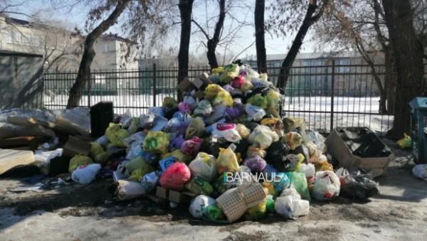 Запретить мусоропроводы в&nbsp;домах предложили в&nbsp;Госдуме