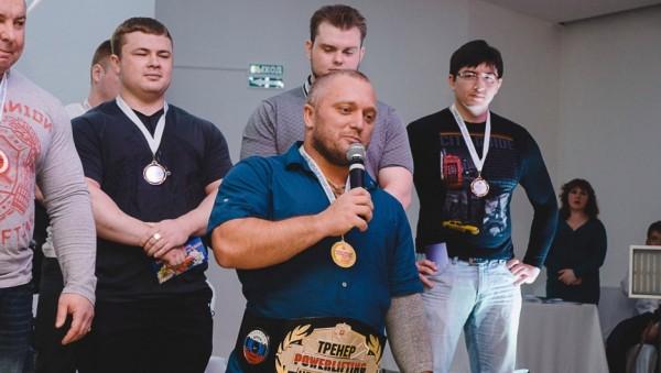 Вес не&nbsp;взят. За&nbsp;долги выставили на&nbsp;торги квартиру экс-депутата Барнаульской гордумы и&nbsp;чемпиона мира