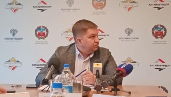Глава алтайского минтранса назначал премии самому себе на предыдущей должности Глава алтайского минтранса назначал премии самому себе на предыдущей должности