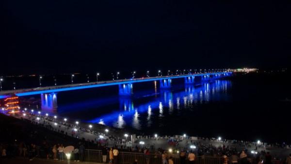 С праздничного салюта 1 мая барнаульцы смогут уехать на общественном транспорте С праздничного салюта 1 мая барнаульцы смогут уехать на общественном транспорте