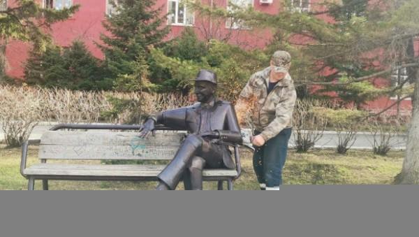 Известный барнаульский памятник отдали на реставрацию Известный барнаульский памятник отдали на реставрацию