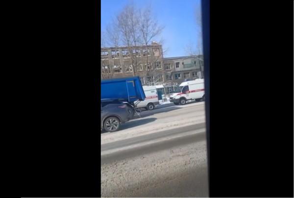 Сразу несколько ДТП с общественным транспортом произошли в Барнауле Сразу несколько ДТП с общественным транспортом произошли в Барнауле
