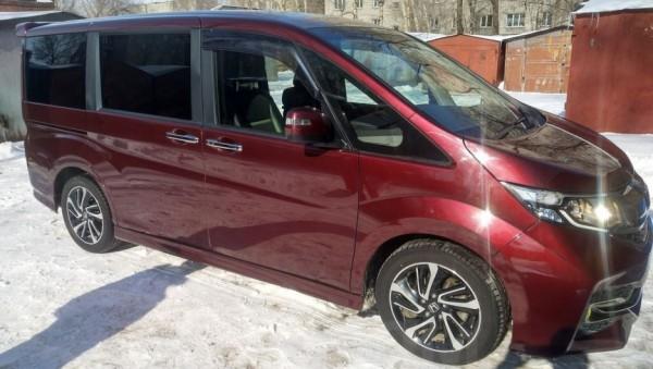 Один из самых вместительных автомобилей продают за 1,9 млн рублей в Бийске Один из самых вместительных автомобилей продают за 1,9 млн рублей в Бийске