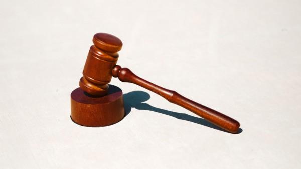 Экс-ректор бийского вуза подозревала в преступлениях своих коллег Экс-ректор бийского вуза подозревала в преступлениях своих коллег