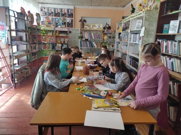 "С детских лет и навсегда - книги лучшие друзья"