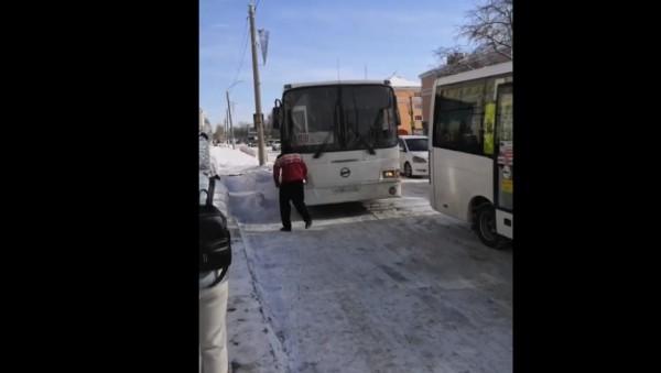 Сразу несколько ДТП с общественным транспортом произошли в Барнауле Сразу несколько ДТП с общественным транспортом произошли в Барнауле