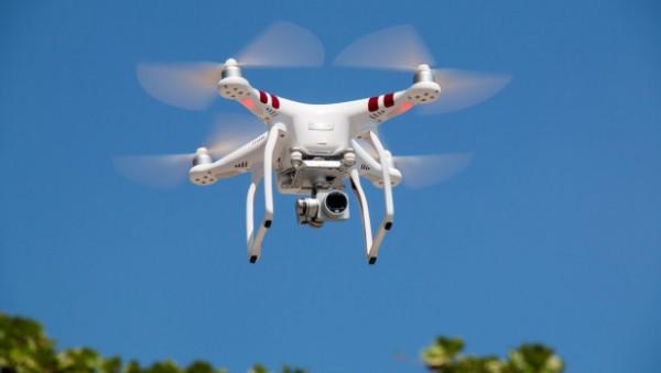 Дрон с камерой нашли на территории новосибирского авиастроительного завода Дрон с камерой нашли на территории новосибирского авиастроительного завода