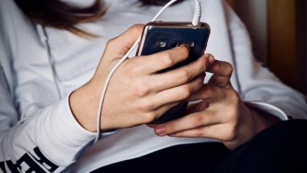 Очумелые ручки: как устранить проблему со смартфоном в домашних условиях Очумелые ручки: как устранить проблему со смартфоном в домашних условиях