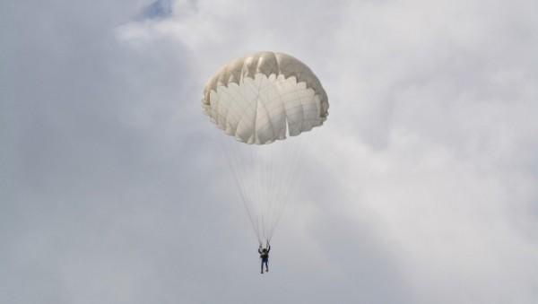 Известный рязанский предприниматель погиб во время прыжка с парашютом Известный рязанский предприниматель погиб во время прыжка с парашютом