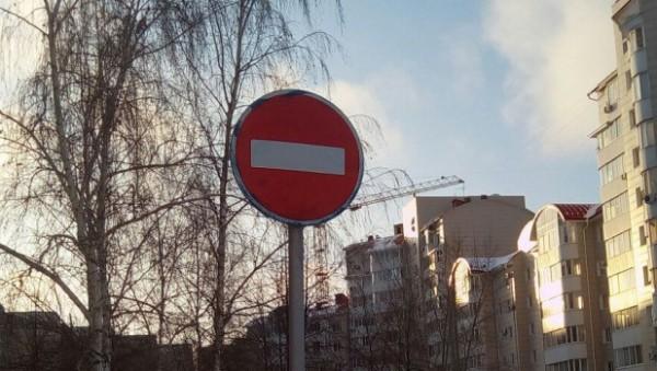 В Алтайском крае перекрыли участок дороги из-за страшного лесного пожара