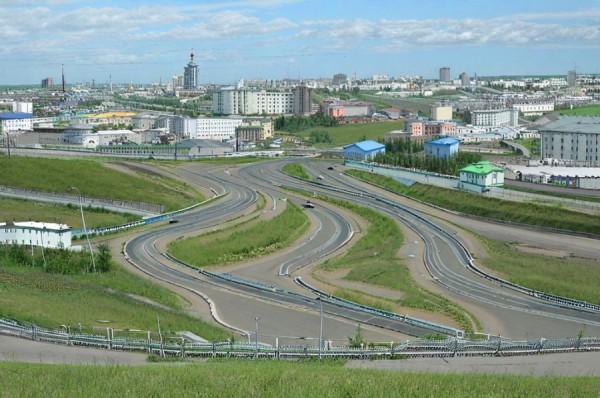 Дневной кошмар. Нейросеть нарисовала сюрреалистичную лестницу Нагорного парка в Барнауле Дневной кошмар. Нейросеть нарисовала сюрреалистичную лестницу Нагорного парка в Барнауле