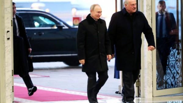 Путин созвонился с Лукашенко и обсудил мятеж Пригожина Путин созвонился с Лукашенко и обсудил мятеж Пригожина