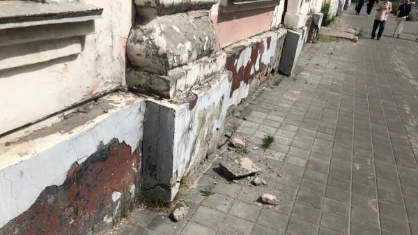 В здании, где работает мэр Барнаула, до весны 2024 года будут делать «работы по сохранению объекта» В здании, где работает мэр Барнаула, до весны 2024 года будут делать «работы по сохранению объекта»