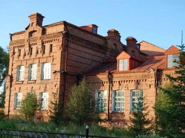 Аренда за 1 рубль в год знаменитого водочного завода не соблазнила ни одного бизнесмена Аренда за 1 рубль в год знаменитого водочного завода не соблазнила ни одного бизнесмена