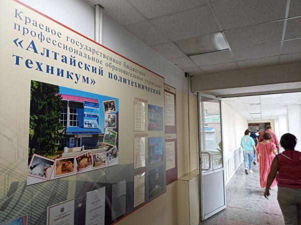 В Алтайском крае создают учебно-производственные кластеры для решения кадровой проблемы. Сколько это стоит? В Алтайском крае создают учебно-производственные кластеры для решения кадровой проблемы. Сколько это стоит?