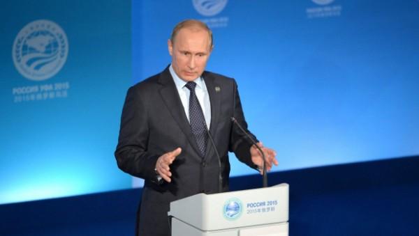 Президент РФ одобрил план борьбы с «инфоцыганами» Президент РФ одобрил план борьбы с «инфоцыганами»