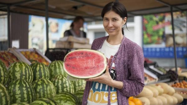 &laquo;Рубцовск со вкусом&raquo; и гиганты в полосочку. Где в Барнауле продают спелые и сочные арбузы и по каким ценам