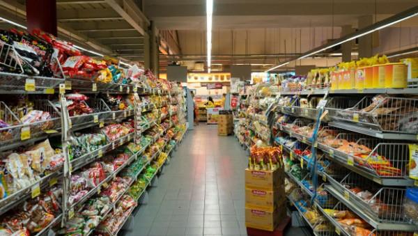 Магазины в России обяжут указывать цену за килограмм и литр Магазины в России обяжут указывать цену за килограмм и литр