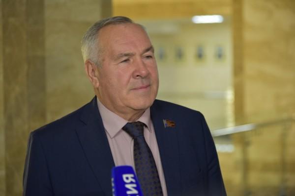 Как алтайские депутаты шли против системы, но не дошли Как алтайские депутаты шли против системы, но не дошли