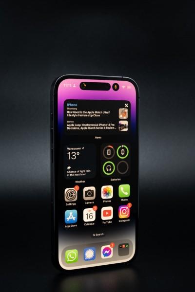 Барнаульцы бросились продавать устаревшие iPhone. Сколько стоят б/у модели и чем они отличаются от магазинных Барнаульцы бросились продавать устаревшие iPhone. Сколько стоят б/у модели и чем они отличаются от магазинных