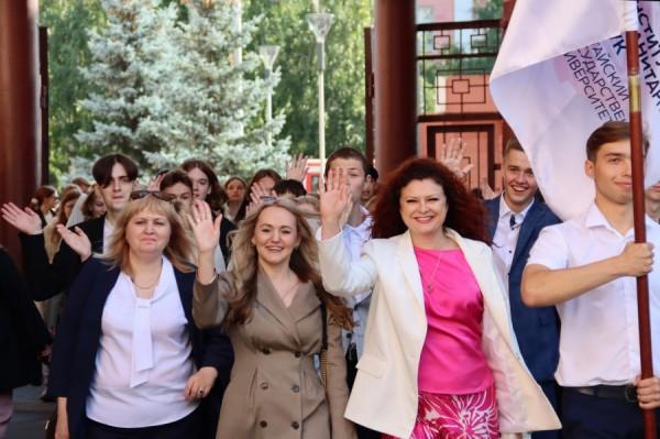 Стало известно, сколько студентов поступило в главные алтайские вузы и откуда они прибыли Стало известно, сколько студентов поступило в главные алтайские вузы и откуда они прибыли